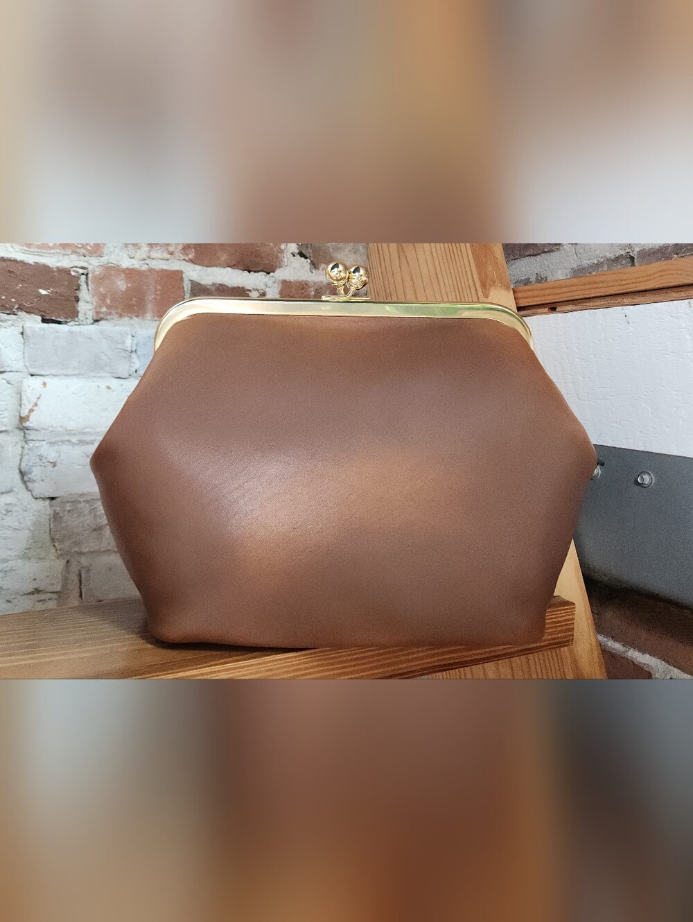 Coach Kisslock 27 Brown Loved Leather